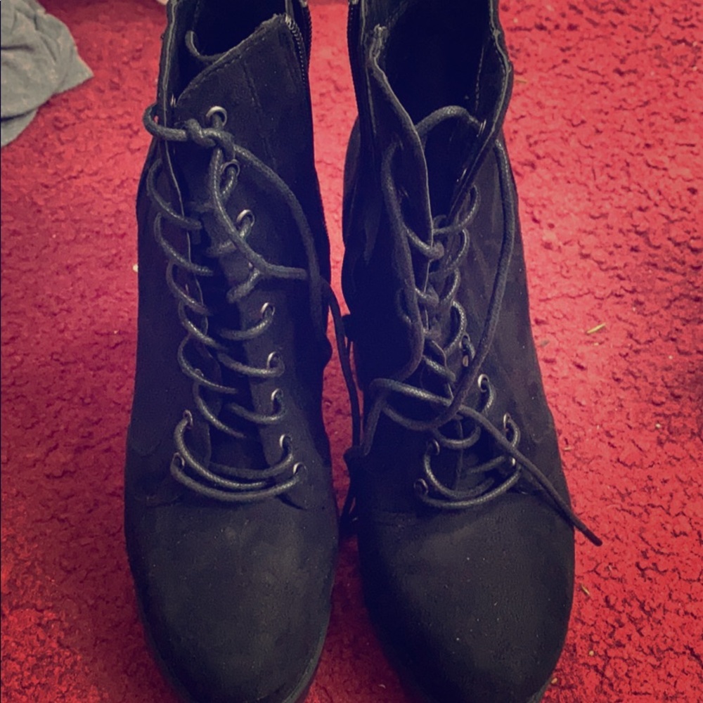Never worn lace up 6 inch booties